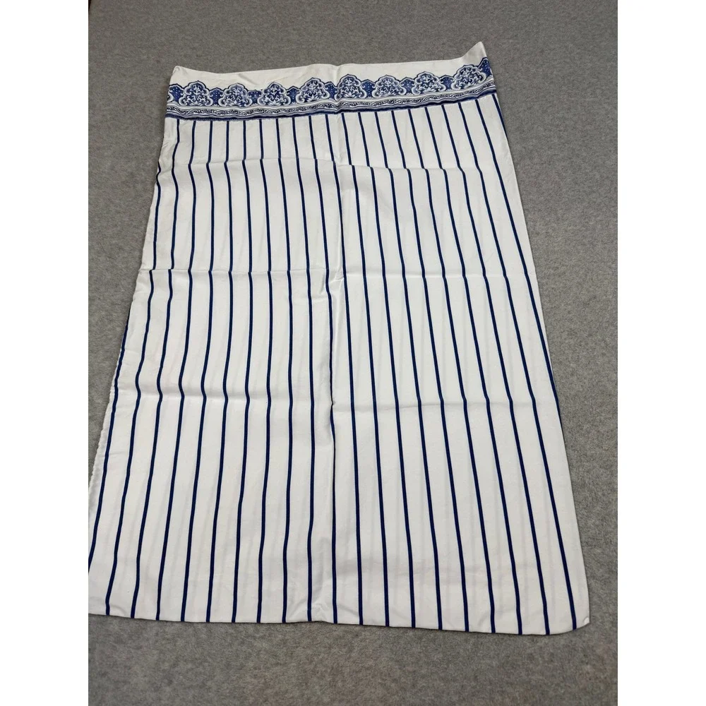 2 Ralph Lauren PALM HARBOR Standard Porcelain Medallion Pillow Cases Stripe